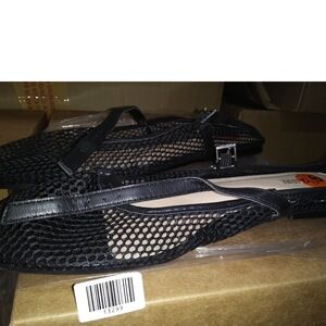 CUSHIONAIRE Women's Muse Mesh Flat +Memory Foam